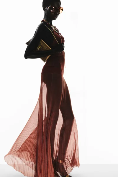 Look 16